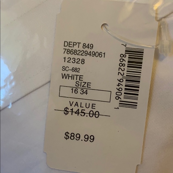 Modern Classic Fit Button Up Shirt - Picture 4 of 5